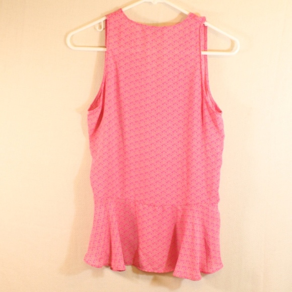 BANANA REPUBLIC PINK GEOMETRIC FRONT RUFFL… - Picture 2 of 4